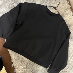 Uniqlo women’s oversized cropped Sweatshirt